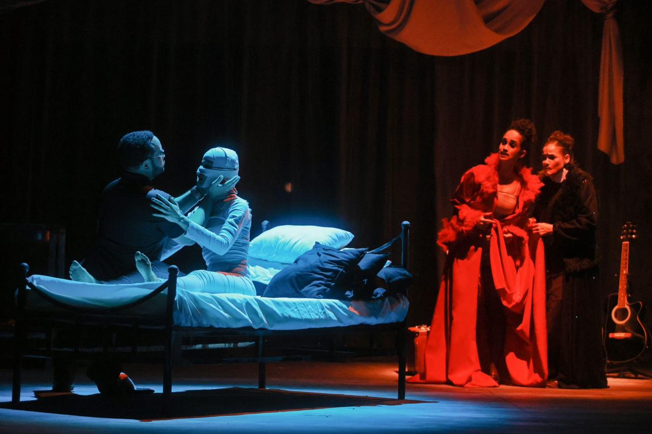 En su 80 aniversario, la Compañía Nacional de Teatro regresa este viernes con «Las Criadas» al FENATE 2026